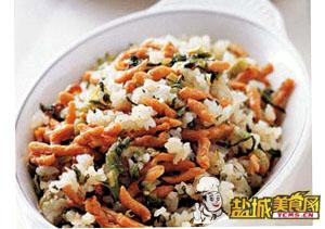 肉丝炒饭+黄瓜拌粉皮