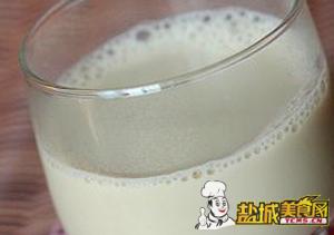 花生黑豆浆