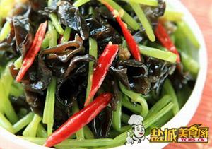 盐城美食网推荐-芦篙拌木耳