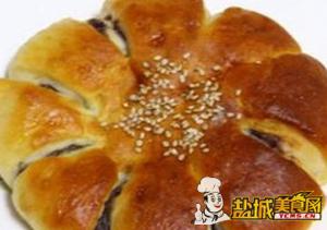 菊花豆沙包