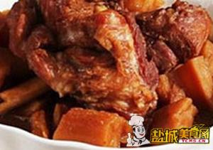 莲藕焖小蹄膀