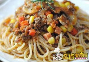菇香牛肉意大利面