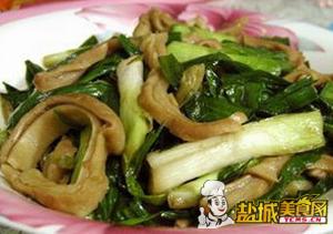 蒜苗猪肚