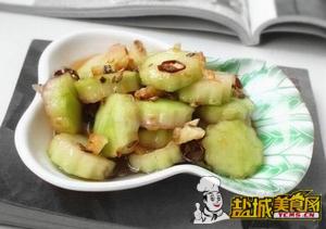 爽口凉拌瓜皮(西瓜皮菜谱)