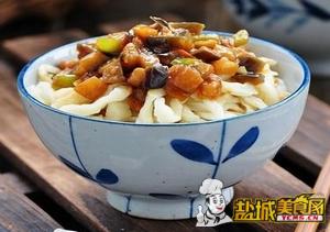 茄子肉丁打卤面(图)