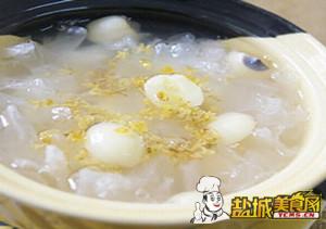 糖桂花鲜莲雪耳羹(图)