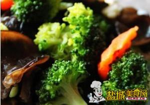 蚝油西兰花木耳