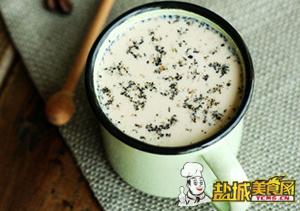 黑芝麻牛奶咖啡