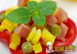 缤纷火腿彩椒盅
