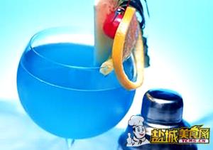 蓝色玛格丽特