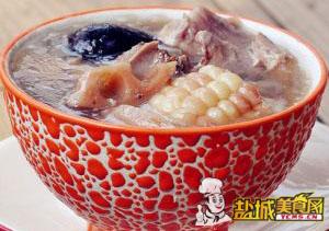 莲藕玉米大骨煲