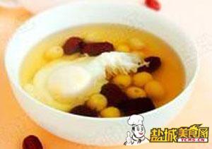 红枣莲子鸡蛋甜汤