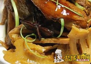 玉兰片烧鸡肉
