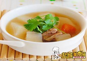 牛腩萝卜汤