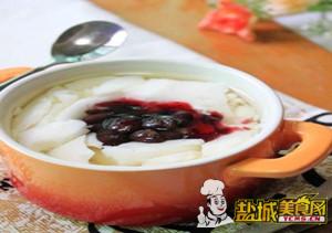 蜜豆玫瑰豆腐花