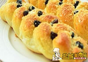 葡萄干奶酥面包