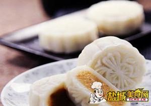 奶香凤梨馅冰皮月饼