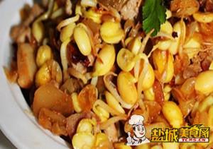 榨菜黄豆芽炒肉丁